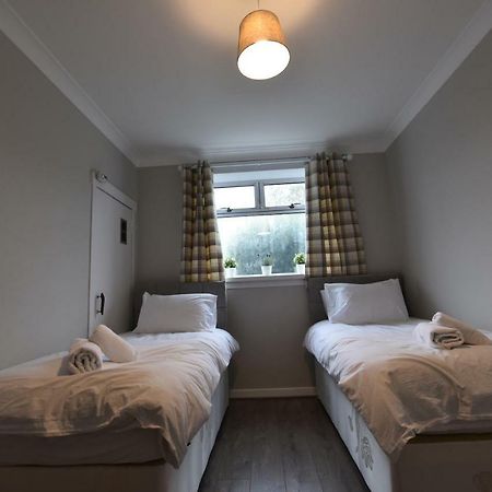 Sighthill 3 Bedrooms With Private Garden Edinburgh Dış mekan fotoğraf