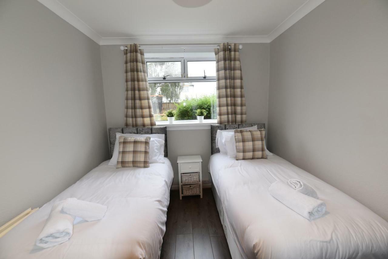Sighthill 3 Bedrooms With Private Garden Edinburgh Dış mekan fotoğraf