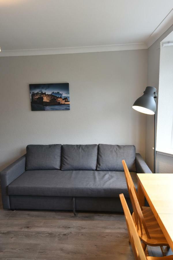 Sighthill 3 Bedrooms With Private Garden Edinburgh Dış mekan fotoğraf